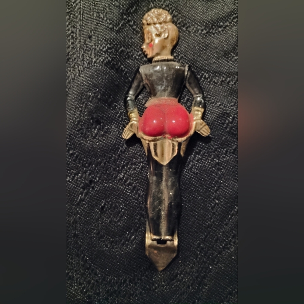 VINTAGE 1950's He (bartender) & She (naughty girl) Beverage Openers!  (RARE) - Picture 6 of 11